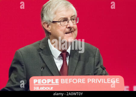 Brighton, UK. 22 Spet 2019. Welsh Labour Party Chef Mark Drakeford sprechen auf der großen Bühne von der Labour Party, jährliche Konferenz 2019 Credit: Alan Beastall/Alamy Leben Nachrichten. Stockfoto