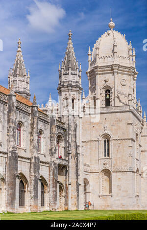 Kloster Jeronimos aka Santa Maria de Belém Kloster. Als UNESCO-Weltkulturerbe als Meisterwerk der manuelinischen Kunst eingestuft Stockfoto