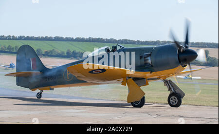 Hawker Fury warplane Anzeigen am IWM Duxford 2019 die Schlacht um England air show, Cambridgeshire, England, Großbritannien Stockfoto