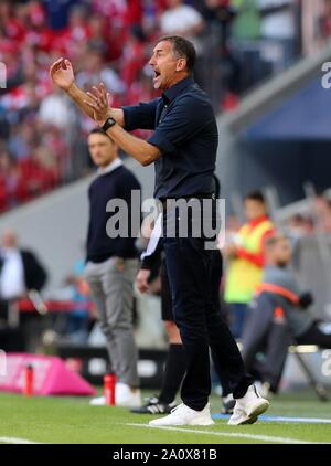 München, Deutschland. 21 Sep, 2019. firo: 21.09.2019, Fußball, 1.Bundesliga, Saison 2019/2020, FC Bayern München - FC Köln, Trainer Achim Beierlorzer, FC Cologne, Koeln, Koln, Bild, Geste, | Verwendung der weltweiten Kredit: dpa/Alamy leben Nachrichten Stockfoto