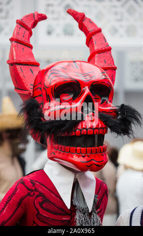 Moskau, Russland - 29. Juni 2018: Verunreinigen Dia de muertos Mexico in Moskau. Der Tag der Toten ist einer der beliebtesten und ungewöhnliche Ferien in Mexiko Stockfoto