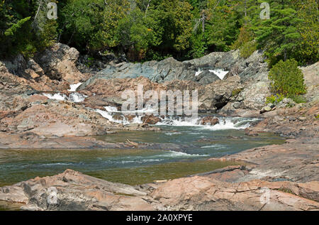 Chippewa-fälle, Neuensund im Landkreis Stockfoto