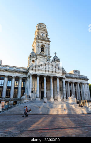 Portsmouth Guildhall, ein Schauplatz im Zentrum von Portsmouth, England, Großbritannien. Stockfoto