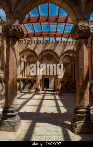 Dogubayazıt, Türkei Festsaal in der Mitte der Harem des berühmten ishak Pasha Palace, halb verfallenen Palast der osmanischen Periode (1685-1784) Stockfoto