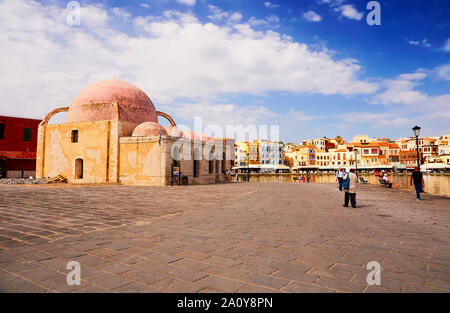 Griechenland, Kreta, Chania - Mai 19, 2018 - Blick auf den Hafen in der Altstadt Stockfoto