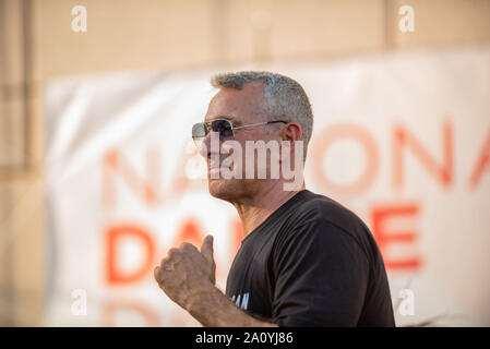 Costa Mesa, Kalifornien, USA. 21 Sep, 2019. Regisseur, Produzent und Tänzerin Adam Shankman am National Dance Tag 2019 an segerstrom Center für die Künste National Dance Tag war von Nigel Lythgoe im Jahr 2010 in Partnerschaft mit Kongreßabgeordneten Eleanor Holmes Norton ins Leben gerufen. Die segerstrom Zentrum der Künste ist die Westküste Lage für das Festival. Credit: Stan Sholik/ZUMA Draht/Alamy leben Nachrichten Stockfoto