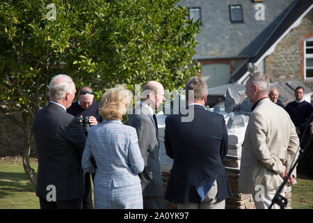 Nachrichten, SKH Herzog von Kent Enthüllung der RNLI 150 Jahr Festschrift Statue in Salcombe 21. September 2019, Salcombe, Devon Salcombe Nachrichten Stockfoto