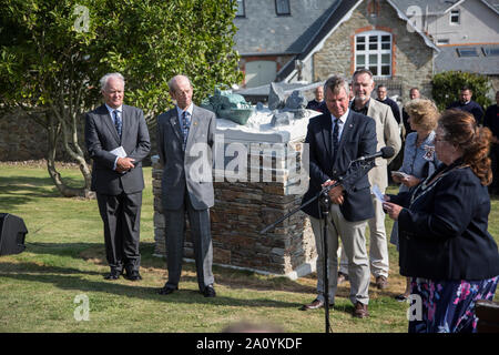 Nachrichten, SKH Herzog von Kent Enthüllung der RNLI 150 Jahr Festschrift Statue in Salcombe 21. September 2019, Salcombe, Devon Salcombe Nachrichten Stockfoto