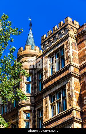 Sovereign House in der Shaftesbury Avenue, London, UK Stockfoto