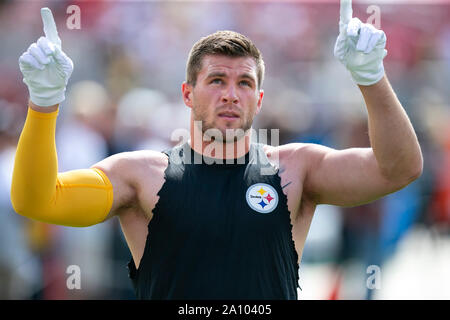 Santa Clara, CA. 22 Sep, 2019. Pittsburgh Steelers außerhalb linebacker T.J. Watt (90) vor der NFL Football Spiel zwischen der Pittsburg Steelers und die San Francisco 49ers bei Levi's Stadion in Santa Clara, CA. Damon Tarver/Cal Sport Media/Alamy leben Nachrichten Stockfoto