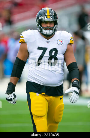 Santa Clara, CA. 22 Sep, 2019. Pittsburgh Steelers beleidigender Gerät Alejandro Villanueva (78) vor der NFL Football Spiel zwischen der Pittsburg Steelers und die San Francisco 49ers bei Levi's Stadion in Santa Clara, CA. Damon Tarver/Cal Sport Media/Alamy leben Nachrichten Stockfoto
