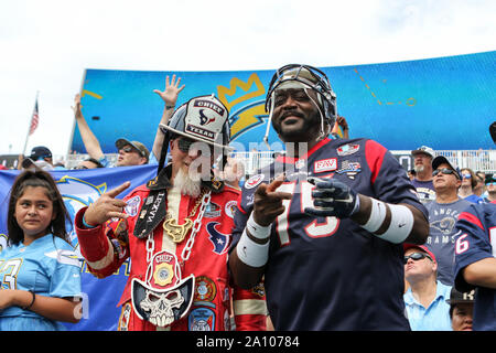 Carson, CA. 22 Sep, 2019. Houston Texans Fans während der NFL Houston Texans vs Los Angeles Ladegeräte an der Würde des Menschen Gesundheit Sport Park in Carson, Ca am 2. September 2019 (Foto von Jevone Moore) Credit: Csm/Alamy leben Nachrichten Stockfoto