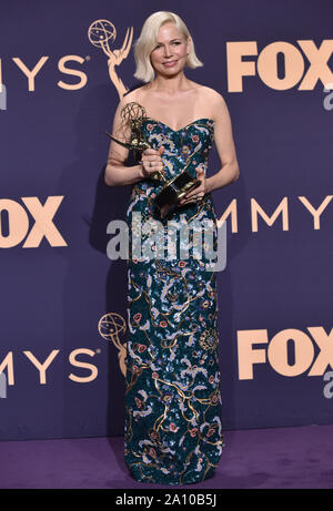 Michelle Williams, Gewinner des Award für herausragende Hauptdarstellerin in einer limitierten Serie oder Film für "Fosse/Verdon "backstage bei der 71st jährlichen Primetime Emmy Awards wird am Microsoft Theater in der Innenstadt von Los Angeles am Sonntag, 22. September 2019. Foto von Christine Kauen/UPI Stockfoto