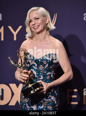 Michelle Williams, Gewinner des Award für herausragende Hauptdarstellerin in einer limitierten Serie oder Film für "Fosse/Verdon "backstage bei der 71st jährlichen Primetime Emmy Awards wird am Microsoft Theater in der Innenstadt von Los Angeles am Sonntag, 22. September 2019. Foto von Christine Kauen/UPI Stockfoto