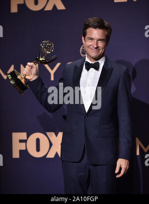 Jason Bateman, Gewinner des Award für herausragende Regie für ein Drama Serie für "Ozark "backstage bei der 71st jährlichen Primetime Emmy Awards wird am Microsoft Theater in der Innenstadt von Los Angeles am Sonntag, 22. September 2019. Foto von Christine Kauen/UPI.. Stockfoto