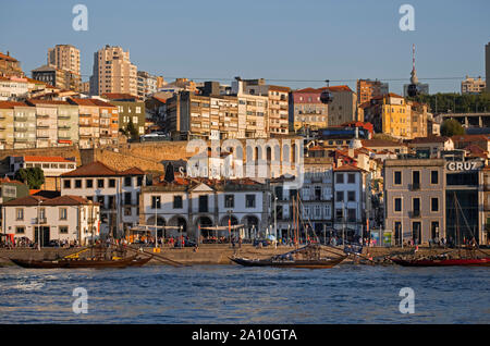 Blick auf die Vila Nova de Gaia Porto Portugal Stockfoto