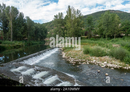 Die natürliche Umgebung der Stadt Ripoll in Girona, Spanien Stockfoto