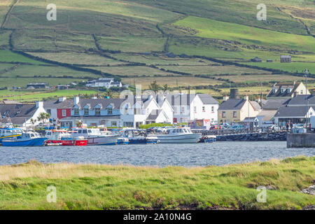 PORTMAGEE, Irland - 12 August, 2019: Eine Ansicht von Portmagee, Valentia Island in der Grafschaft Kerry in Irland. Stockfoto