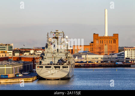 FGS Bonn (A1413), ein Berlin-Klasse Auffüllung Schiff der Deutschen Marine in Kopenhagen, Dänemark, angedockt. Stockfoto