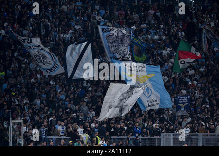 Rom, Italien. 22 Sep, 2019. Rom, Italien. 22 Sep, 2019. Lazio Anhänger während der Serie ein Match zwischen Latium und Parma Calcio 1913 im Stadio Olimpico, Rom, Italien Am 22. September 2019. Foto von Giuseppe Maffia. Credit: UK Sport Pics Ltd/Alamy Live News Credit: UK Sport Pics Ltd/Alamy leben Nachrichten Stockfoto