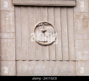 Die Art déco-Elemente auf dem Globe Theatre in Stockton on Tees, England, Großbritannien zur Zeit renoviert Stockfoto