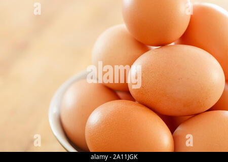 Eier in einer Schüssel, Nahaufnahme Stockfoto