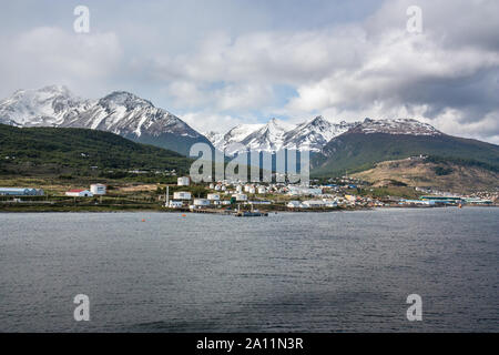 Hafen von Ushuaia, aus dem Beagle Kanal. Argentinien. Stockfoto