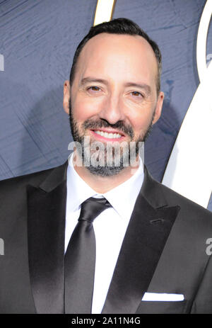 West Hollywood, Kalifornien, USA. 22 Sep, 2019. Schauspieler Tony Hale besucht HBO Post Emmy Award Empfang folgenden 71st Primetime Emmy Awards am 22. September 2019 auf der Plaza im Pacific Design Center in West Hollywood, Kalifornien, USA. Credit: Barry King/Alamy leben Nachrichten Stockfoto