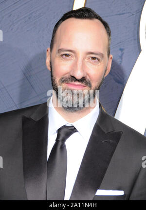 West Hollywood, Kalifornien, USA. 22 Sep, 2019. Schauspieler Tony Hale besucht HBO Post Emmy Award Empfang folgenden 71st Primetime Emmy Awards am 22. September 2019 auf der Plaza im Pacific Design Center in West Hollywood, Kalifornien, USA. Credit: Barry King/Alamy leben Nachrichten Stockfoto