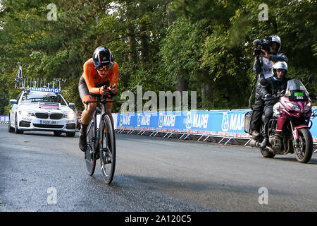 Harrogate, Großbritannien. 23. September 2019. Shirin Van Anrooij nimmt Silber in 2019 UCI Road World Championships Junior Frauen Einzelzeitfahren. September 23, 2019 Credit Dan-Cooke/Alamy leben Nachrichten Stockfoto