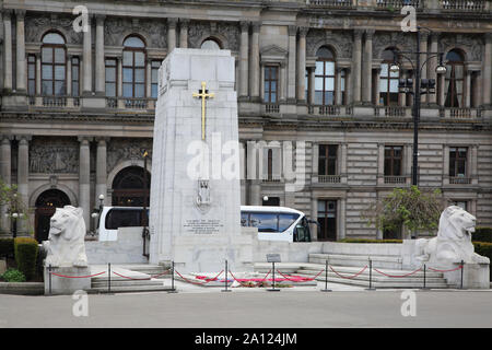 Glasgow Schottland George Square Ehrenmal außerhalb der Stadt Kammern Stockfoto