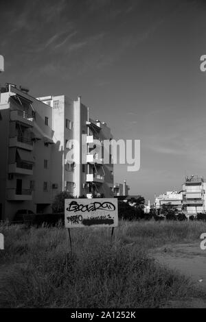 Apartment Blocks und freien Landes vouliagmeni Avenue Athens Attica Griechenland Stockfoto