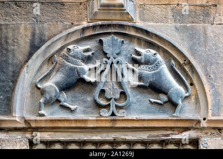 Lions Carving in der Altstadt von Icheri Sheher, Baku, Aserbaidschan. Die Löwen sind die mytical Verteidiger der Festung in Baku Stockfoto