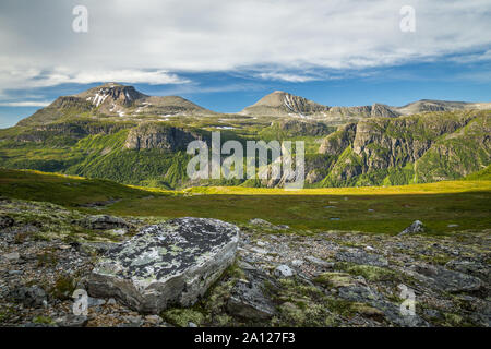 Viromdalen Berg Tal im Herzen des Trollheimen National Park, Sommer, mitten in Norwegen. Stockfoto