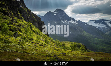 Blick von Renndalen Tal in Trollheimen Berge, norwegischen Nationalpark, Sommer. Stockfoto