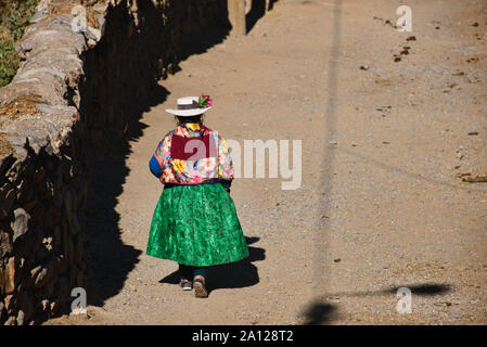 Ländliche Szene im Dorf Huayllapa in der Cordillera Huayhuash, Ancash, Peru Stockfoto