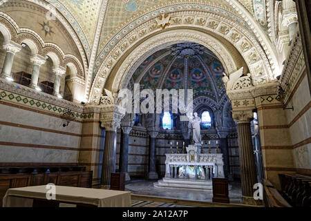 Lyon, Frankreich. 20 Sep, 2019. Untere Heiligtum der Notre Dame De Fourviere Basilica in Lyon, Frankreich. Quelle: Bernard Menigault/Alamy Stock Foto Stockfoto