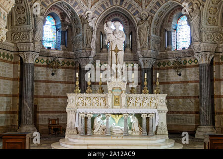 Lyon, Frankreich. 20 Sep, 2019. Untere Heiligtum der Notre Dame De Fourviere Basilica in Lyon, Frankreich. Quelle: Bernard Menigault/Alamy Stock Foto Stockfoto