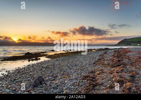 Sonnenuntergang auf der Isle of Arran in Schottland an machrie Bay Stockfoto