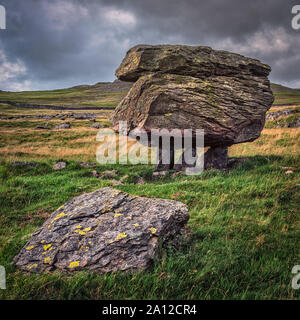 Die norber Findlinge sind eine geologisch bedeutenden Satz von Eiszeitlichen Findlinge in den Yorkshire Dales. Stockfoto