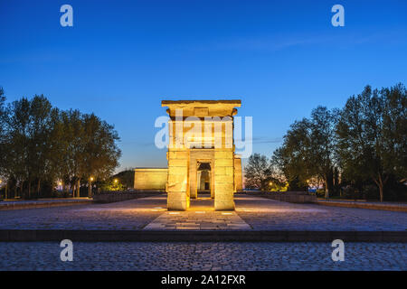 Madrid Spanien, night skyline Sonnenuntergang am Tempel von Debod Stockfoto