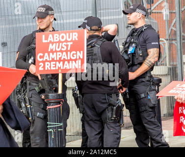 Brighton, UK. 23 Sep, 2019. Die Delegierten und Mitglieder der Partei an Tag 3 der Konferenz der Labour Party. Credit: Alan Fraser/Alamy leben Nachrichten Stockfoto