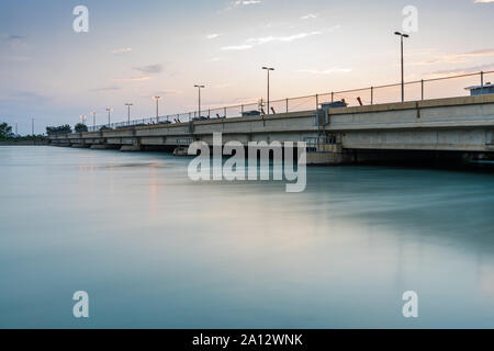 Wasserstand bei ghazi-barotha Wasserkraft Projekt Canal Stockfoto