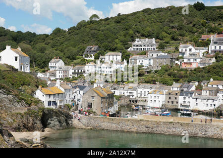 Der innere Hafen in Polperro von Peak Rock: Cornwall, England, Großbritannien Stockfoto