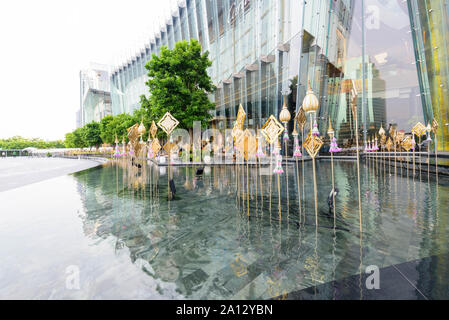 Bangkok, Thailand - 17 Sep, 2019: Außerhalb von Symbol Siam Einkaufszentrum in der Nacht Stockfoto