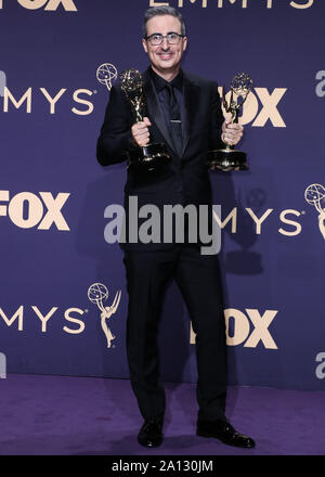 Los Angeles, USA. 22 Sep, 2019. LOS ANGELES, Kalifornien, USA - 22. SEPTEMBER: John Oliver stellt in der Presse Zimmer auf der 71. jährlichen Primetime Emmy Awards bei Microsoft Theatre L.A. statt Live am 22. September 2019 in Los Angeles, Kalifornien, USA. (Foto von Xavier Collin/Image Press Agency) Quelle: Bild Presse Agentur/Alamy leben Nachrichten Stockfoto