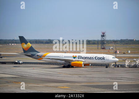 Thomas Cook ist Jet am Flughafen JFK in NEW YORK geerdet. Thomas Cook in Konkurs ging und plötzlich aus dem Geschäft am 23. September 2019. Stockfoto