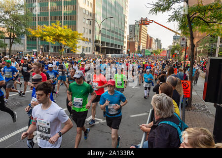 Montreal, Kanada - 22 September 2019: Läufer und Teilnehmer an den Start des Marathon Stockfoto