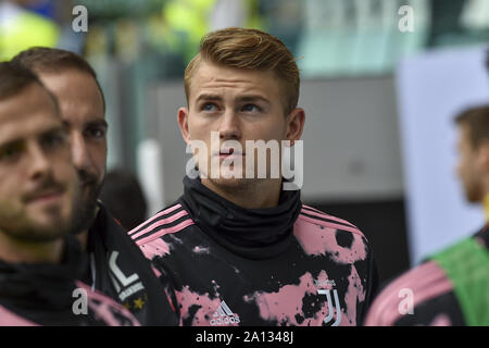 Matthijs De Ligt (Juventus FC), gesehen, bevor die Serie ein Fußballspiel zwischen FC Juventus vs Hellas Verona FC bei der Allianz Stadion in Turin. (Endstand; FC Juventus 2:1 Hellas Verona FC) Stockfoto