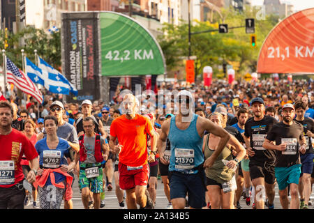 Montreal, Kanada - 22 September 2019: Läufer und Teilnehmer an den Start des Marathon Stockfoto